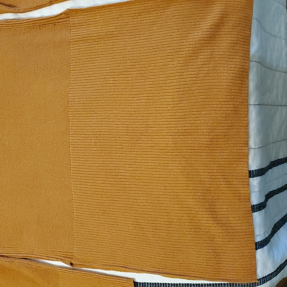 Free People Burnt Orange Sweater - Picture 7 of 7